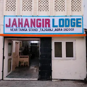 4* ホテル Jahangir
